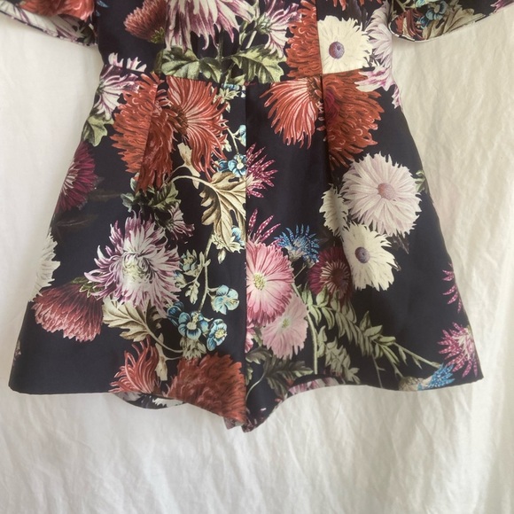 KEEPSAKE the Label Off-the-Shoulder Floral Romper Size Small - Picture 3 of 16